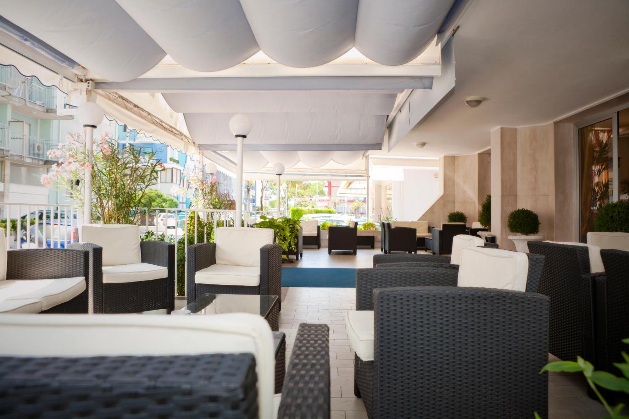 Hotel Bettina Lido di Jesolo Luaran gambar