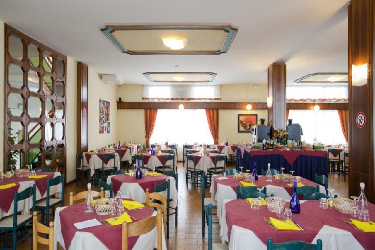 Hotel Bettina Lido di Jesolo Luaran gambar