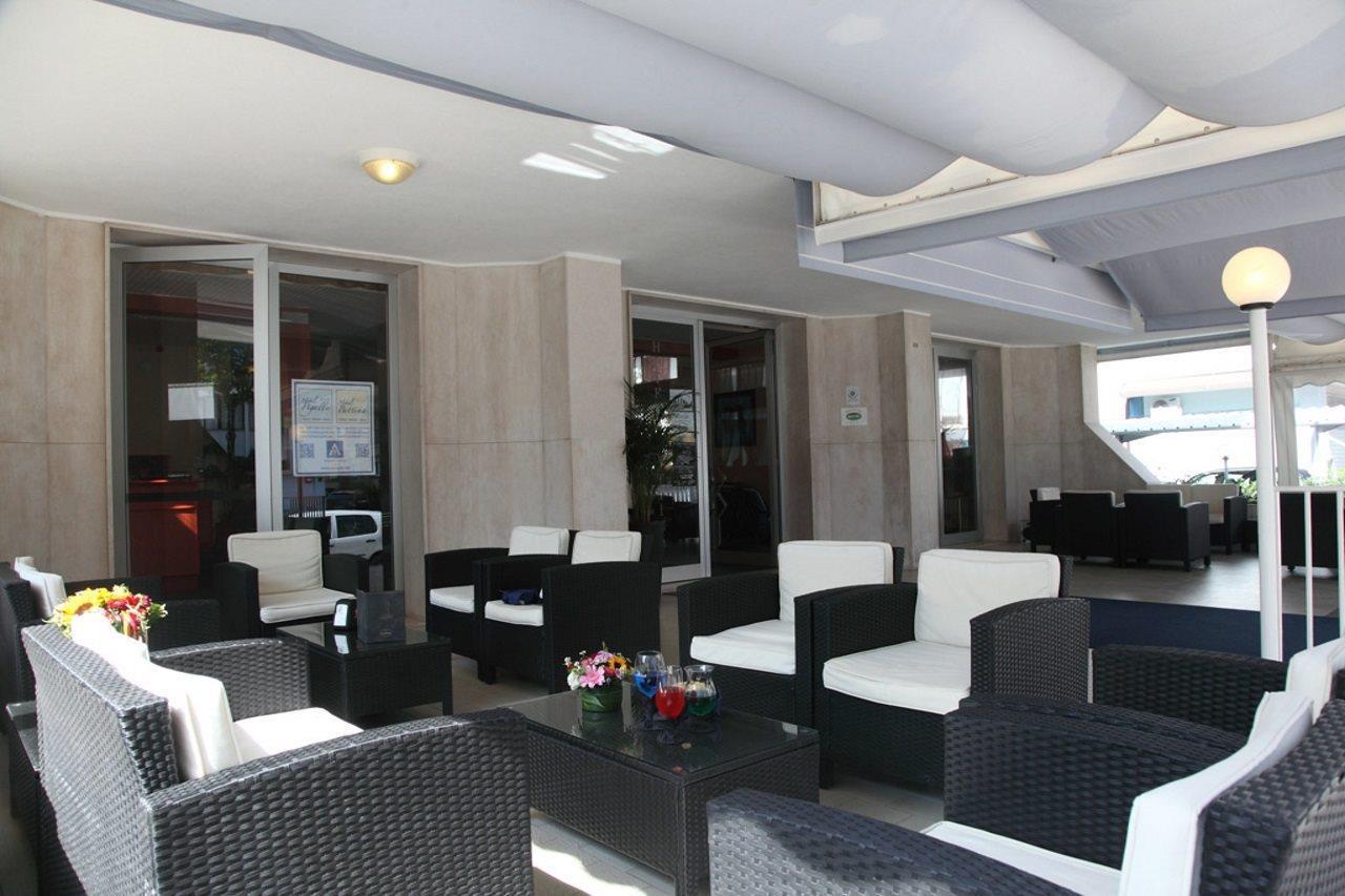 Hotel Bettina Lido di Jesolo Luaran gambar