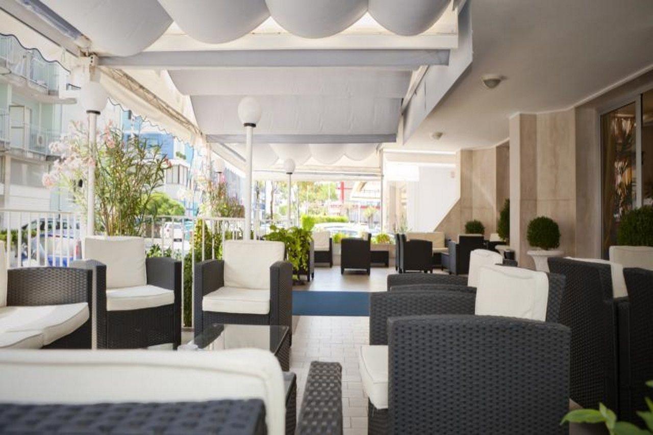 Hotel Bettina Lido di Jesolo Luaran gambar