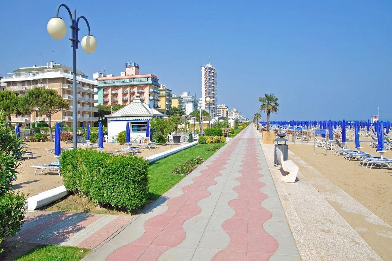 Hotel Bettina Lido di Jesolo Luaran gambar