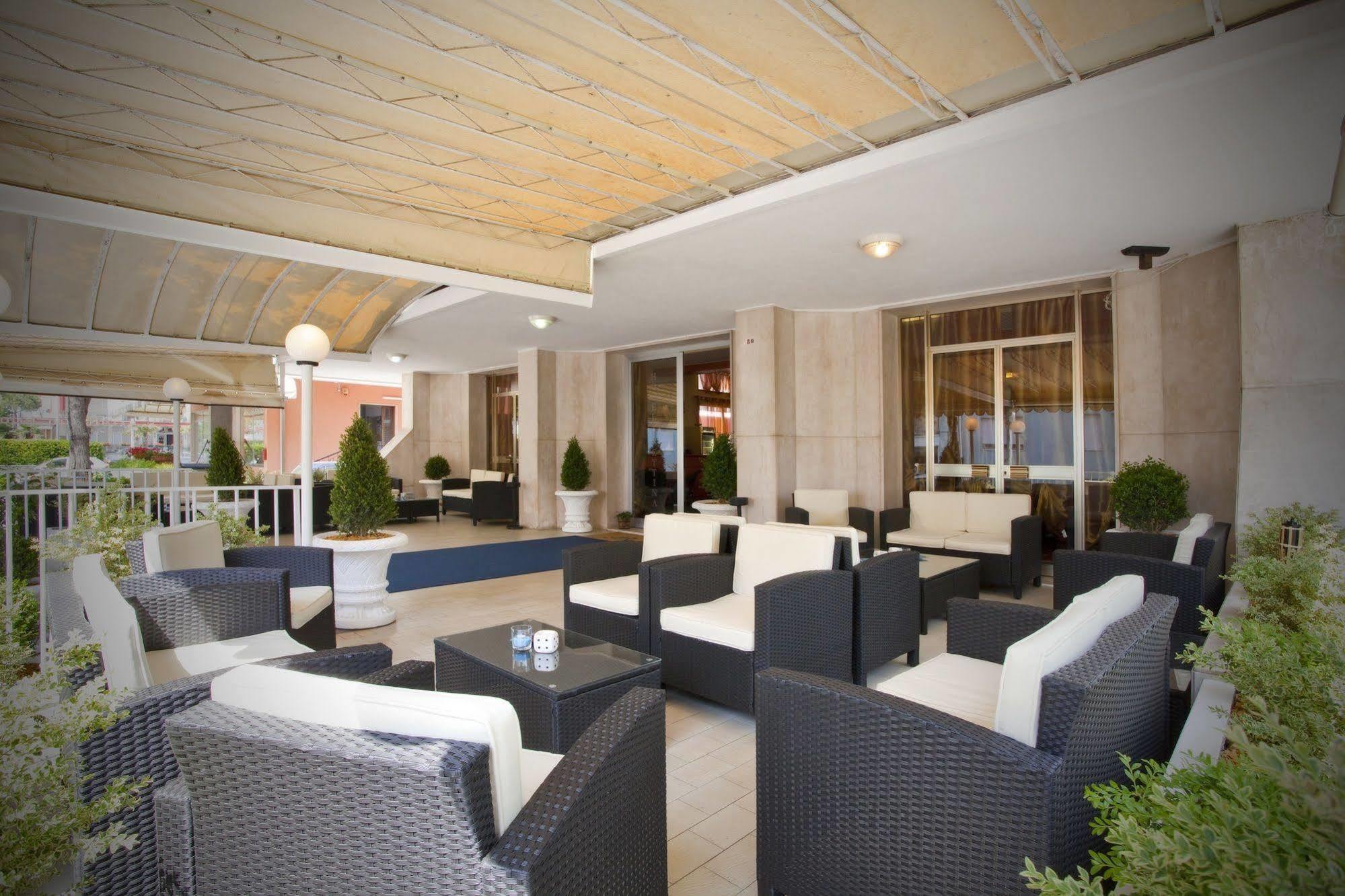 Hotel Bettina Lido di Jesolo Luaran gambar