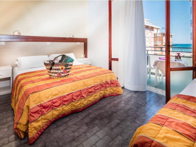 Hotel Bettina Lido di Jesolo Luaran gambar
