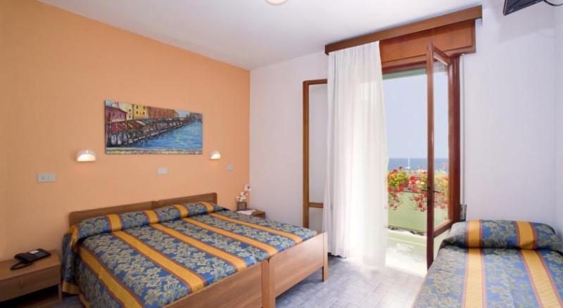 Hotel Bettina Lido di Jesolo Luaran gambar